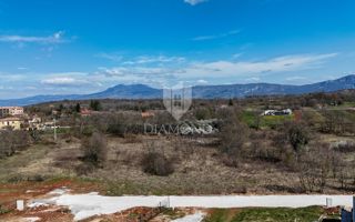 Labin, dintorni, terreno edificabile in posizione tranquilla