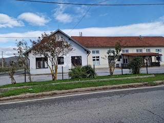 Casa Ličko Lešće, Otočac, 800m2