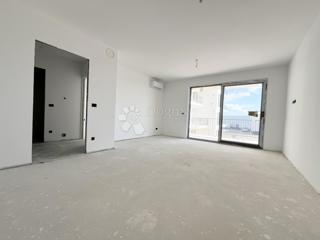 Appartamento monolocale, piano terra, con cortile, nuova costruzione, Umago