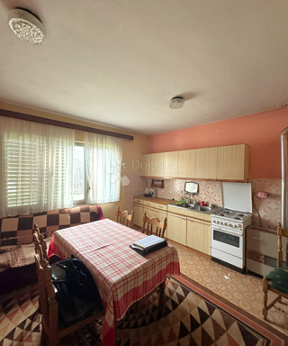 Casa Veliko Trojstvo, 244m2