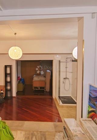 Locale commerciale Lug Samoborski, Samobor - Okolica, 184m2