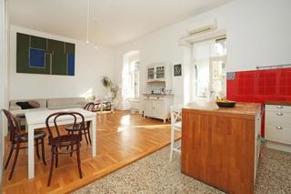 Bellissimo appartamento vicino al mercato con terrazza