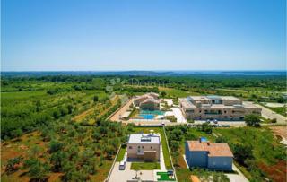 Lussuosa villa moderna con piscina e vista spettacolare – Vodnjan