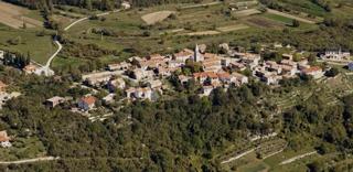 Terreno edificabile Roč, Buzet, 1.320m2