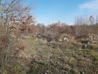 Terreno Juršići, Svetvinčenat, 680m2