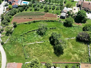 Terreno Barban, 1.860m2