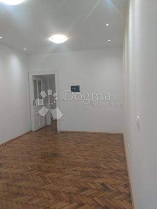 Allogio Centar, Rijeka, 83,70m2