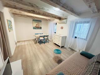 Allogio Centar, Rijeka, 37,02m2