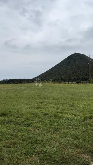 Terreno edificabile Debelo Brdo I, Gospić - Okolica, 4.035m2