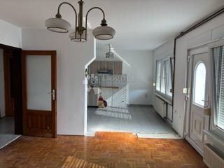 Casa Novi Marof, 903m2