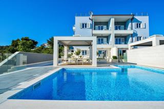 Casa Rogoznica, 800m2