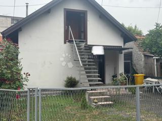 Casa Donje Svetice, Peščenica - Žitnjak, 100m2