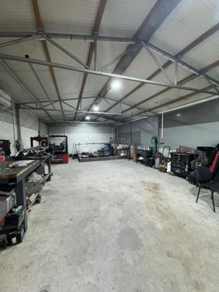 Locale commerciale Gradina, 3.169m2