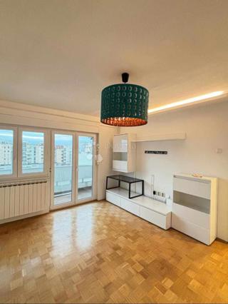 Allogio Gornji grad / Centar, Osijek, 43,50m2