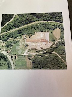 Locale commerciale Brod Moravice, 623m2