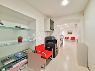 Allogio Centar, Rijeka, 121,36m2