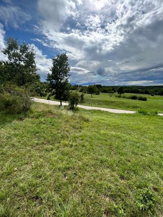 Terreno Šterna, Grožnjan, 1.579m2