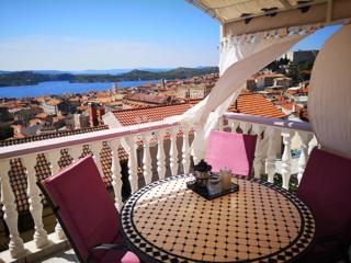 Allogio Grad, Šibenik, 116m2