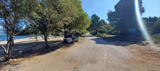 Terreno edificabile Supetar, 480m2