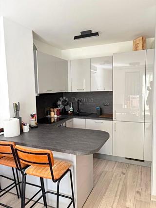 In vendita: moderno appartamento bilocale S8 al piano terra – Duilovo, Spalato