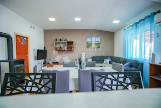 Casa Stanovi, Zadar, 312m2