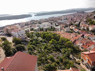 Terreno Grad, Šibenik, 1.463m2