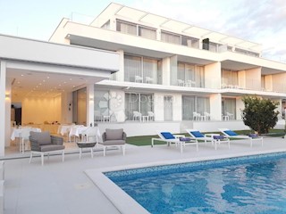 Albergo Borik, Zadar, 1.299m2