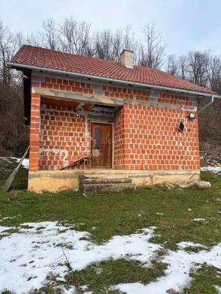 Casa Gornji Srb, Gračac, 123m2