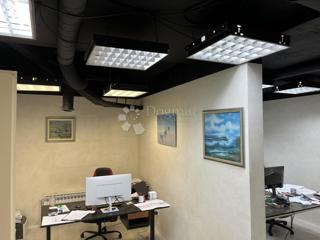 Locale commerciale Malešnica, Stenjevec, 78,44m2