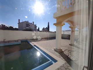 Allogio Peroj, Vodnjan, 200m2