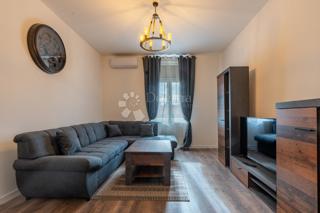 Allogio Centar, Rijeka, 98m2