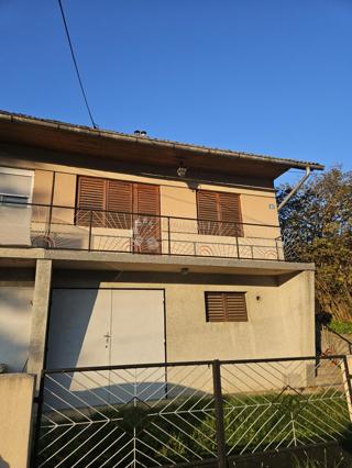 Casa Donji Desinec, Jastrebarsko - Okolica, 102m2