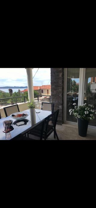 Casa Bibinje, 890m2