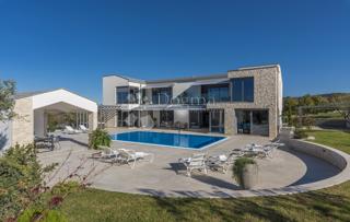 Casa Karojba, 357m2