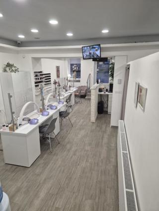 Locale commerciale Gornji grad / Centar, Osijek, 67m2