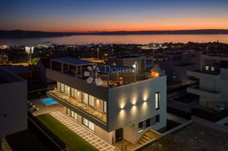 Casa Kaštel Sućurac, Kaštela, 250m2