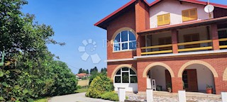 Casa Varaždin Breg, Gornji Kneginec, 529m2