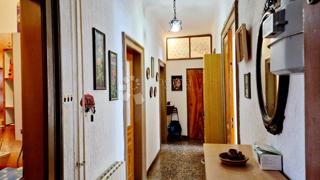 Appartamento con due ingressi - Il vostro ufficio accanto all'appartamento nel centro di Pola