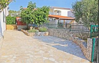 Casa Ražanj, Rogoznica, 182m2