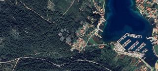 Terreno edificabile Lukoran – 2.282 m2 all'ingresso della città