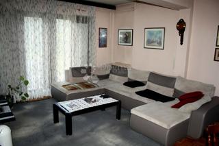 Casa Kromosovo naselje, Velika Gorica, 167m2