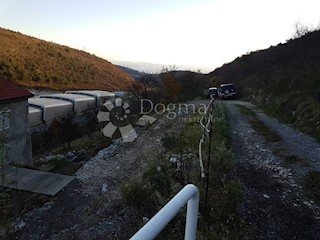 Terreno Svilno, Rijeka, 993m2