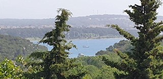 OTTIMO APPARTAMENTO, POSIZIONE TOP, VISTA MARE (500 m), PARCHEGGIO