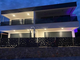 Casa Malinska, Malinska-Dubašnica, 140m2