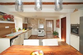 Casa Režanci, Svetvinčenat, 230m2