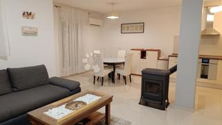 Allogio Čavle, 73m2