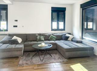 Casa Orehovica, Rijeka, 180m2