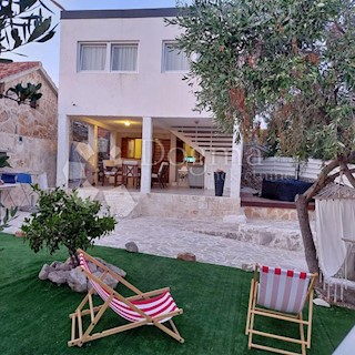 Casa Drvenik Mali, Trogir - Okolica, 109m2