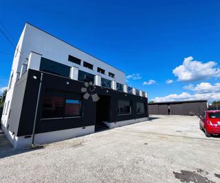 Casa Resnik, Peščenica - Žitnjak, 400m2