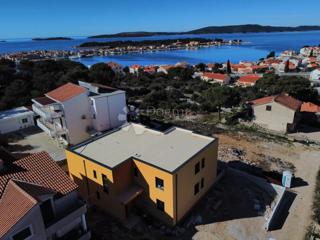 Allogio Brodarica, Šibenik - Okolica, 73m2